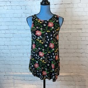 Black floral tank top w shirttail hem small